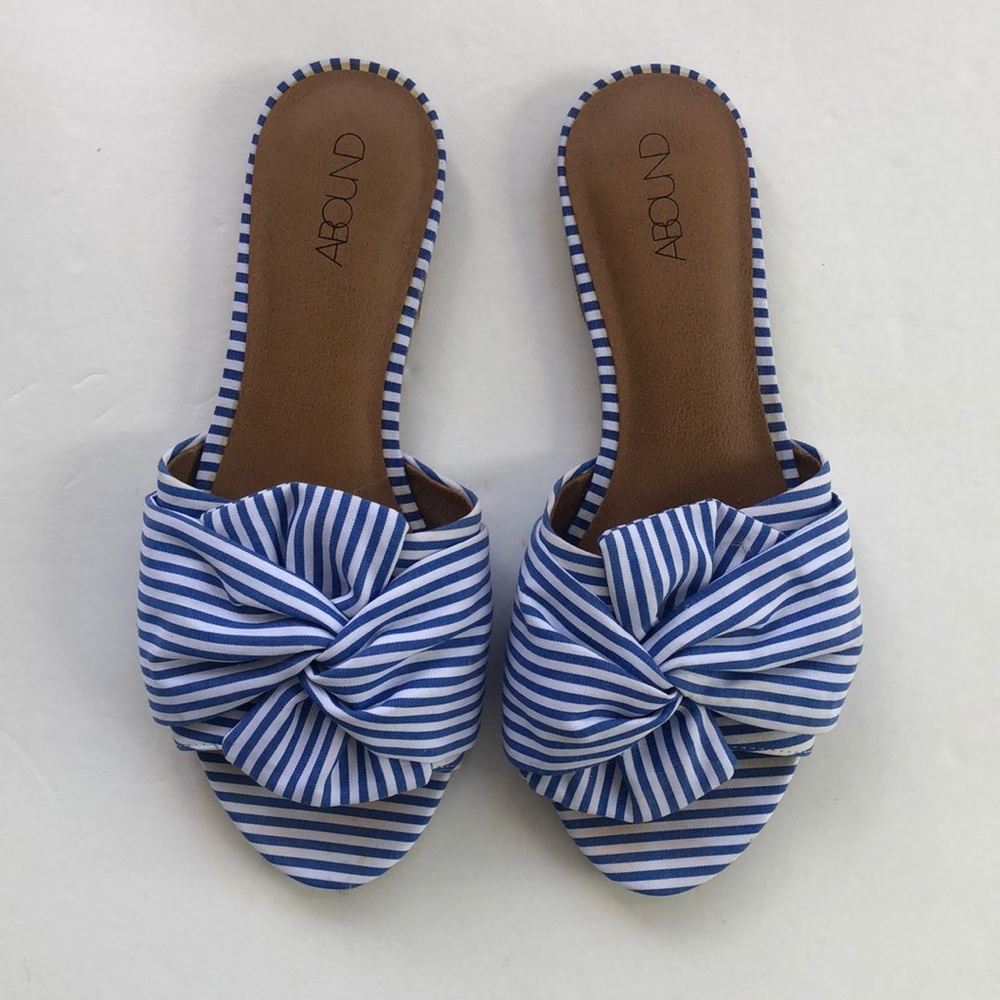 Striped Bow Open-Toe Mules